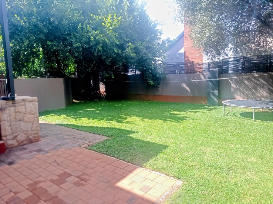 3 Bedroom Property for Sale in Melodie North West